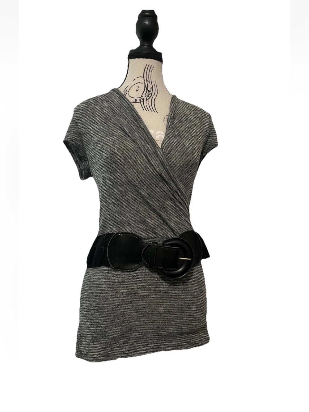 Blushed Rare Discontinued Brand Vintage Gray Mini Dress With Half Belt. Medium.